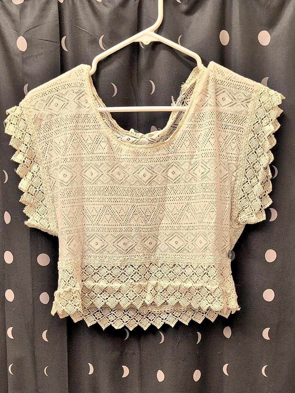 Roxy Crochet Lace Short Sleeve Blouse in Cream Size Medium